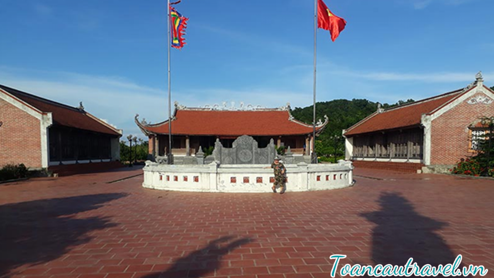 đền thờ Trần Khánh Dư