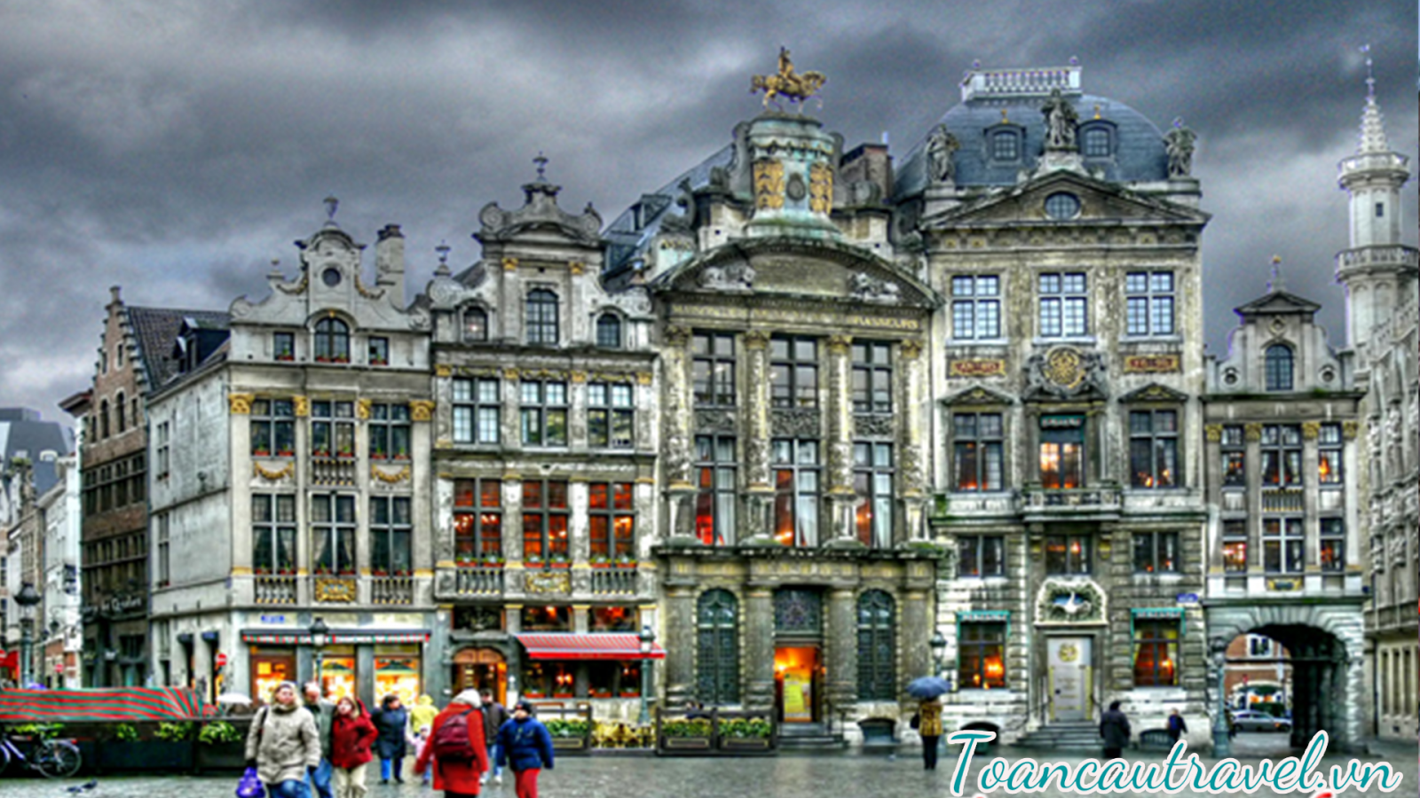 thành phố Brussel – Bỉ được biết đến như trung tâm hội nghị lớn nhất thế giới với nhiều cơ quan của liên minh Châu Âu và Nato cùng nhiều tổ chức khác đều được đặt tại đây từ sau thế chiến thứ hai kết thúc.