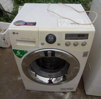 Máy giặt electrolux báo lỗi e90 cần sửa ngay Máy giặt electrolux báo lỗi e90 cần sửa ngay